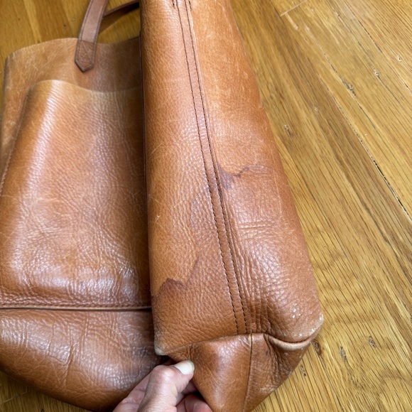 Madewell Transport Tote Medium Tan - Picture 5 of 9